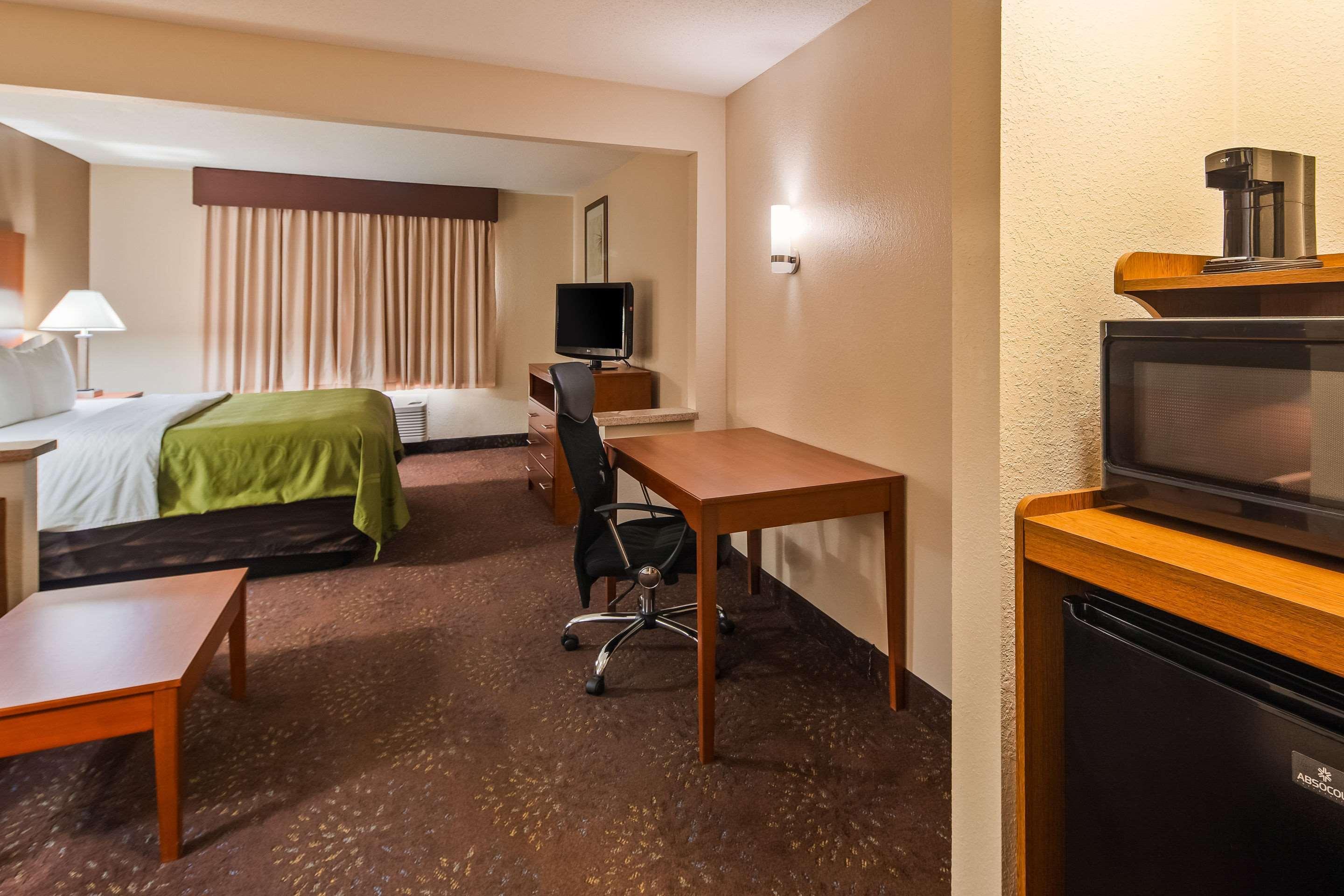 Quality Inn Tomah Eksteriør bilde